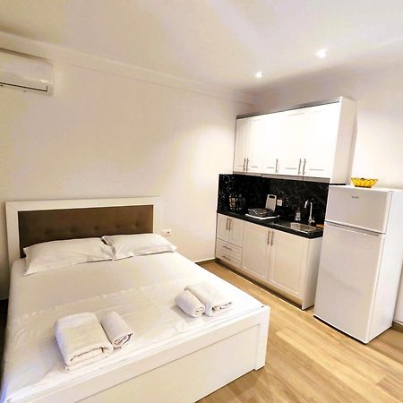 Hola Rooms Ксамил Экстерьер фото