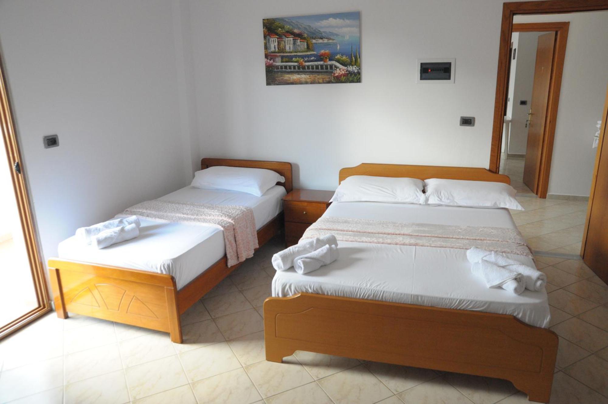 Hola Rooms Ксамил Экстерьер фото