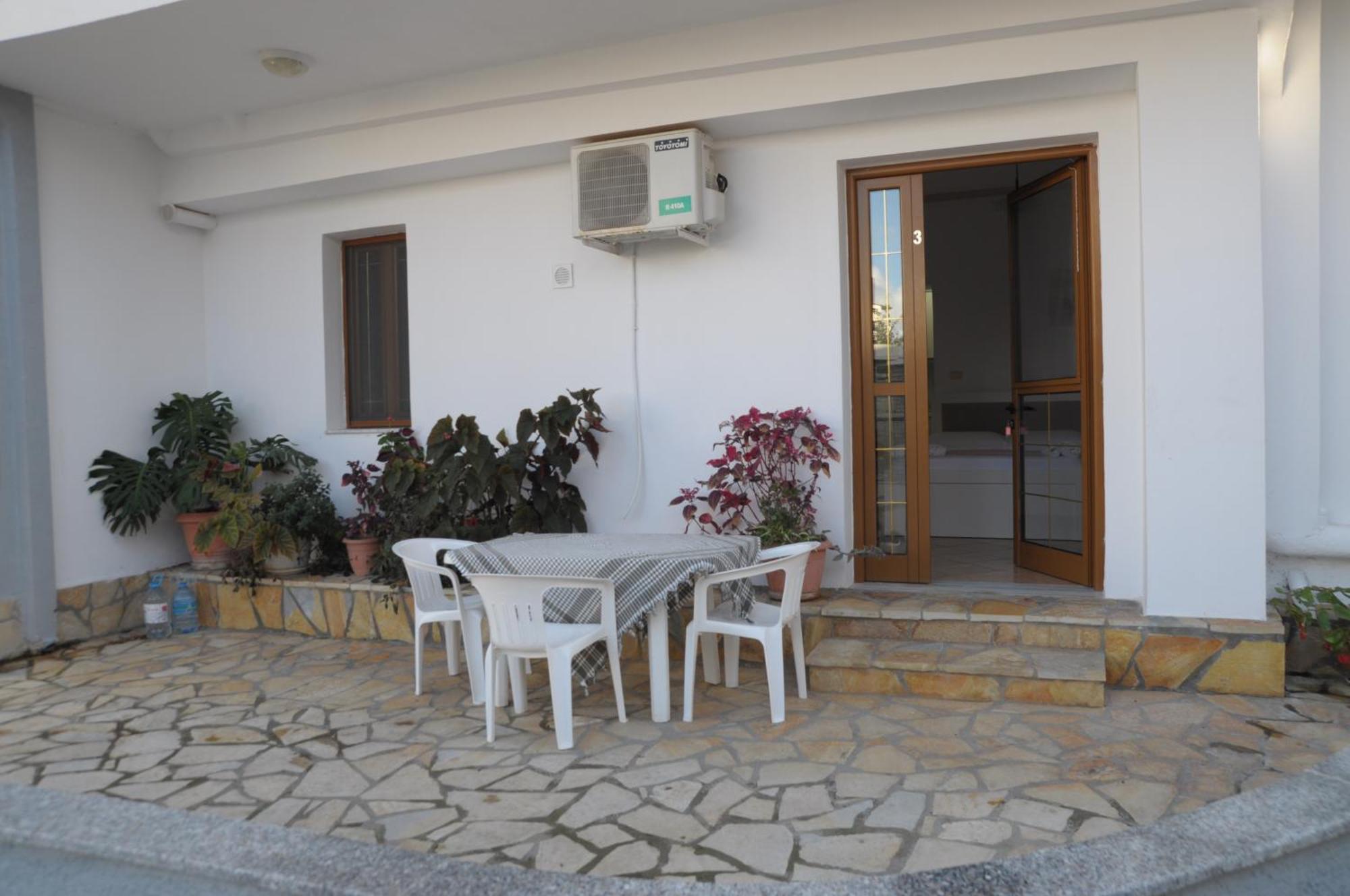 Hola Rooms Ксамил Экстерьер фото