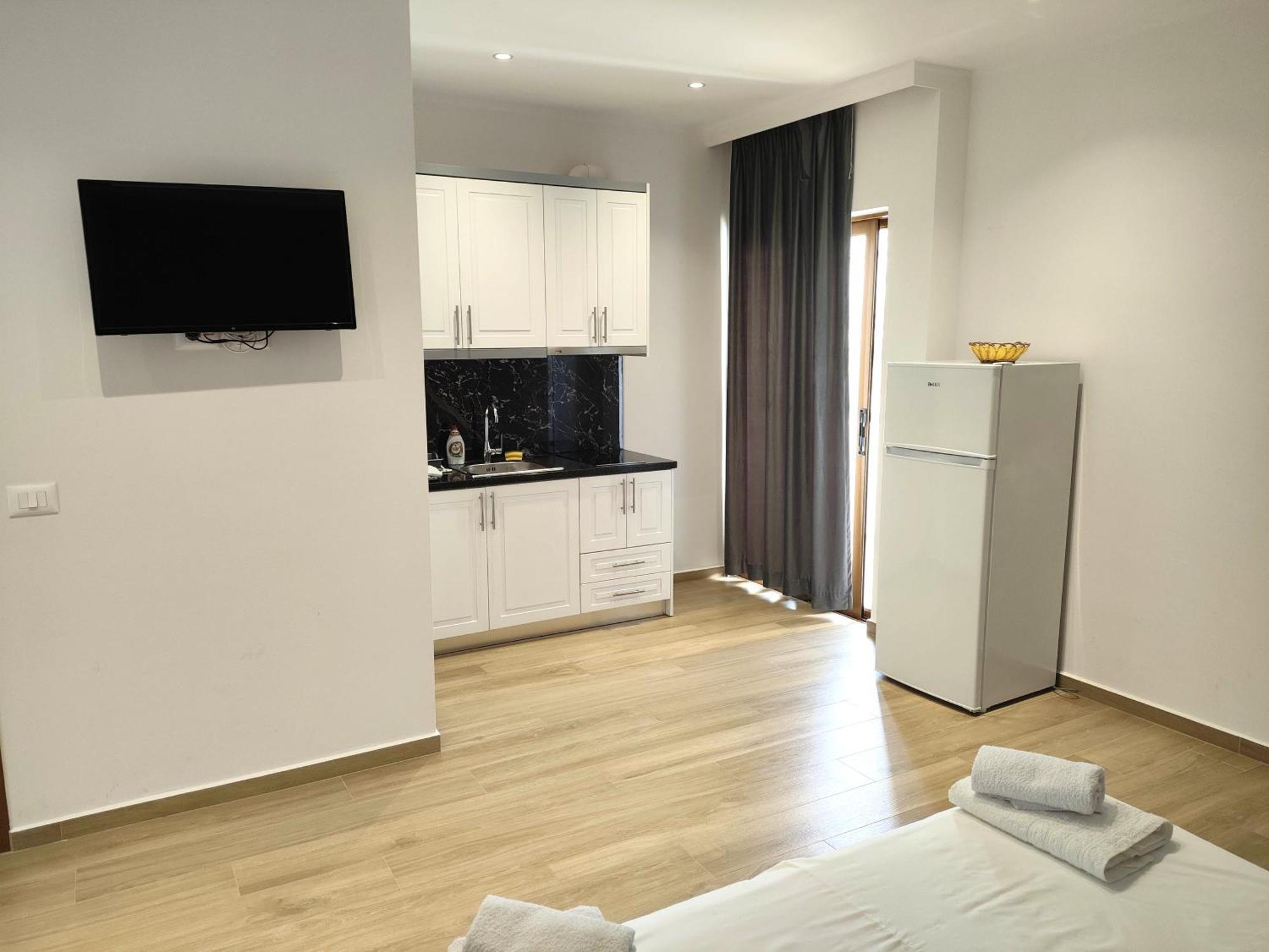 Hola Rooms Ксамил Экстерьер фото
