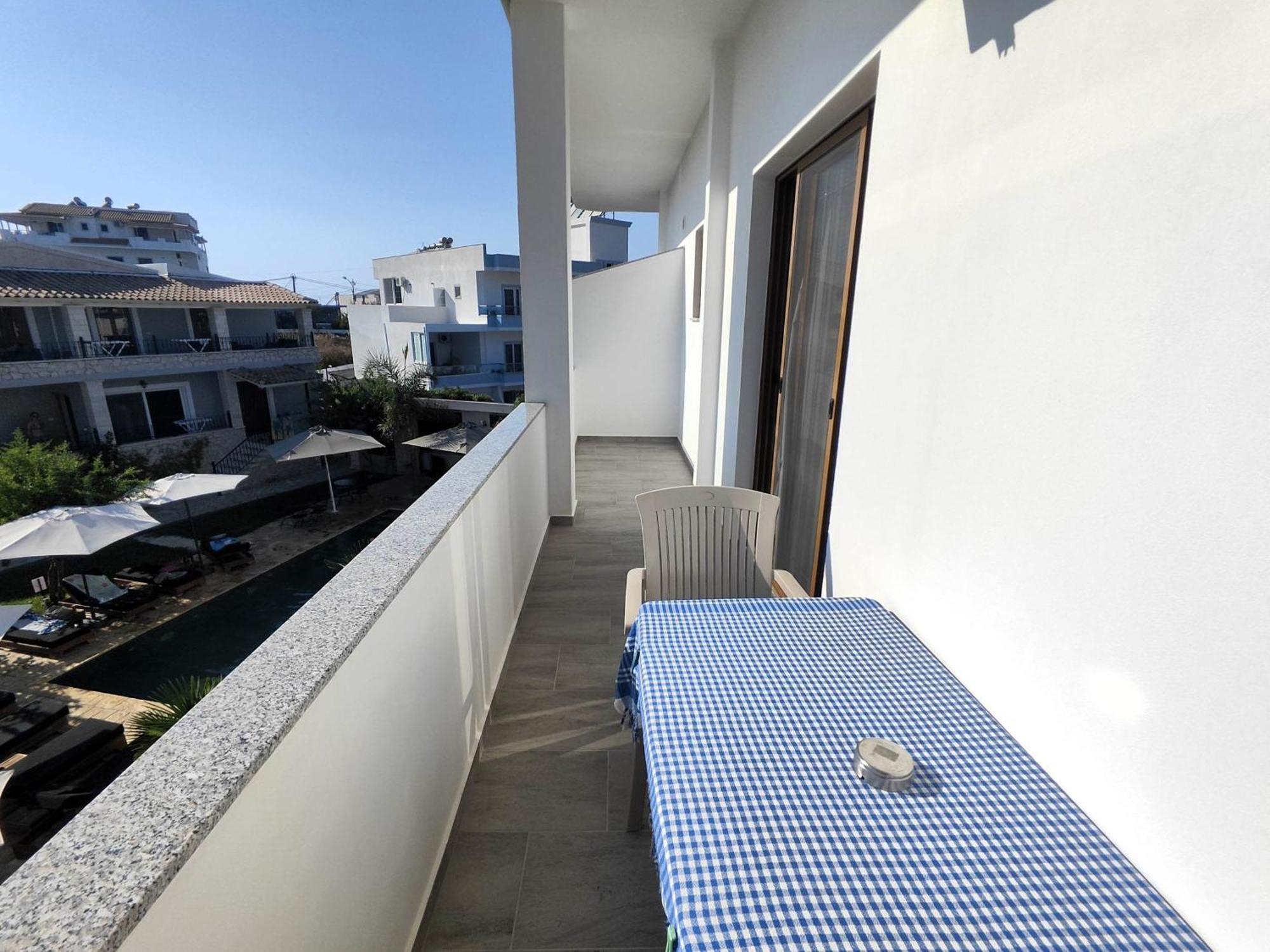 Hola Rooms Ксамил Экстерьер фото